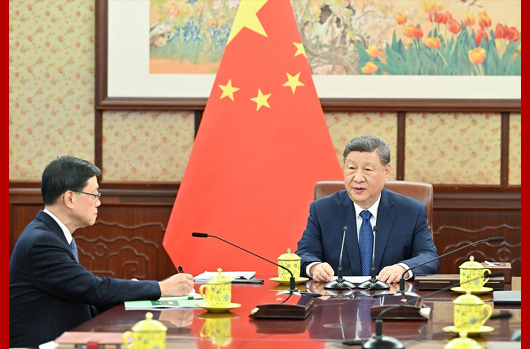 習(xí)近平聽取李家超述職報(bào)告